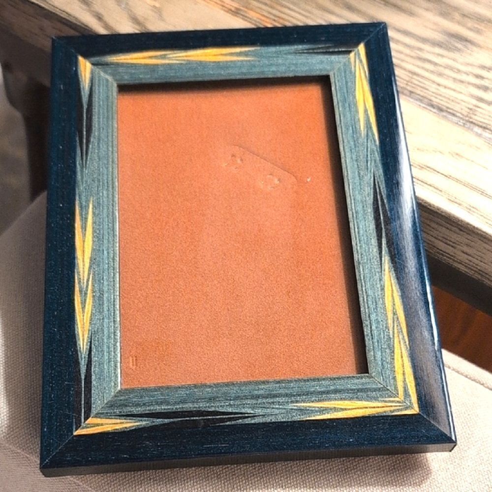 Bella Elegant Blue & Green Wood Inlay  Picture Frame Brown Velvet Easel Back